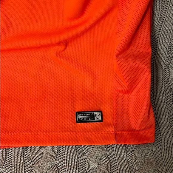 SOLD- Nike Manchester United Orange Jersey - Picture 5 of 6